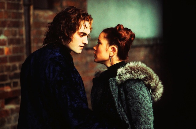 Queen-of-the-Damned-stuart-townsend-11427196-1499-991